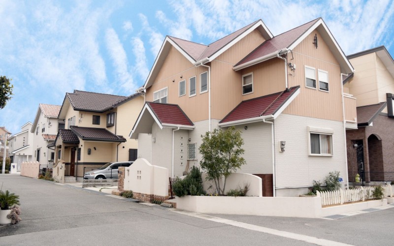 不動産スタッフを募集